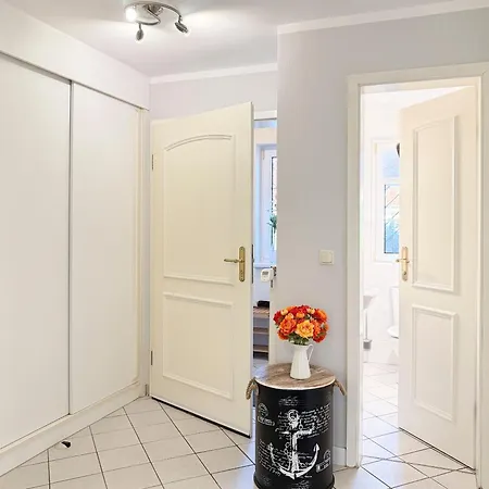 Hafenkoje Unterdeck *